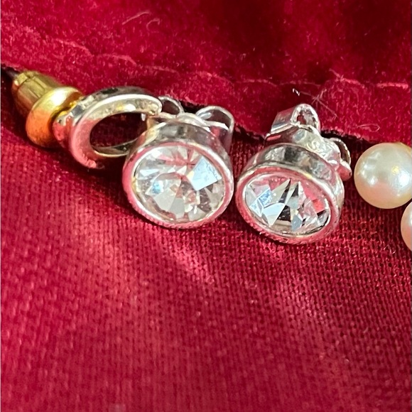 Assorted Earrings. Great bundle item - Picture 9 of 9